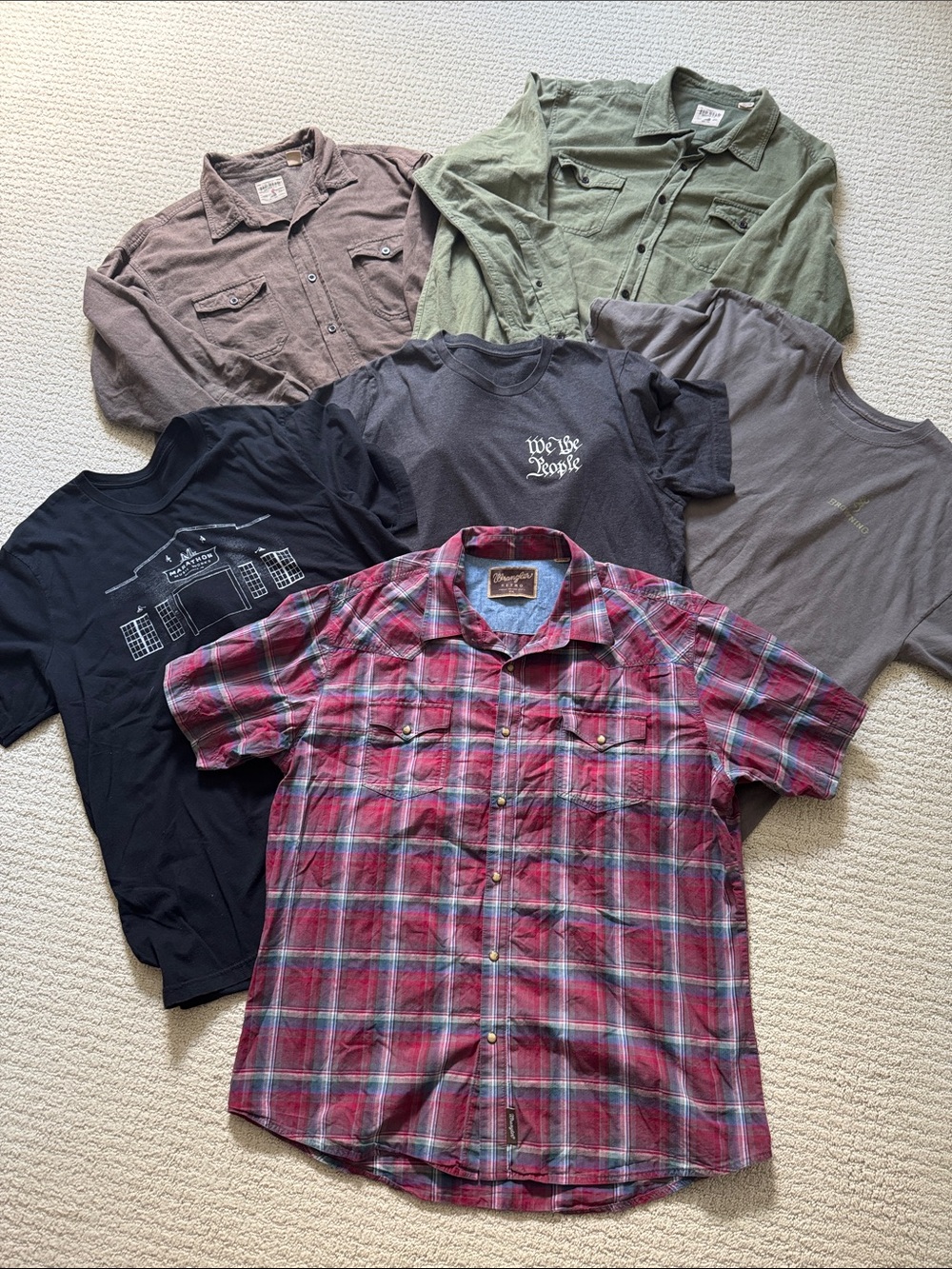 Wrangler Men’s Red Plaid Short-Sleeve Button-Down Shirt Bundle of 6 shirts